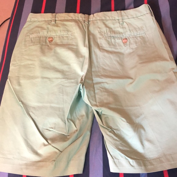 IZOD Green Dress Shorts - Picture 2 of 2